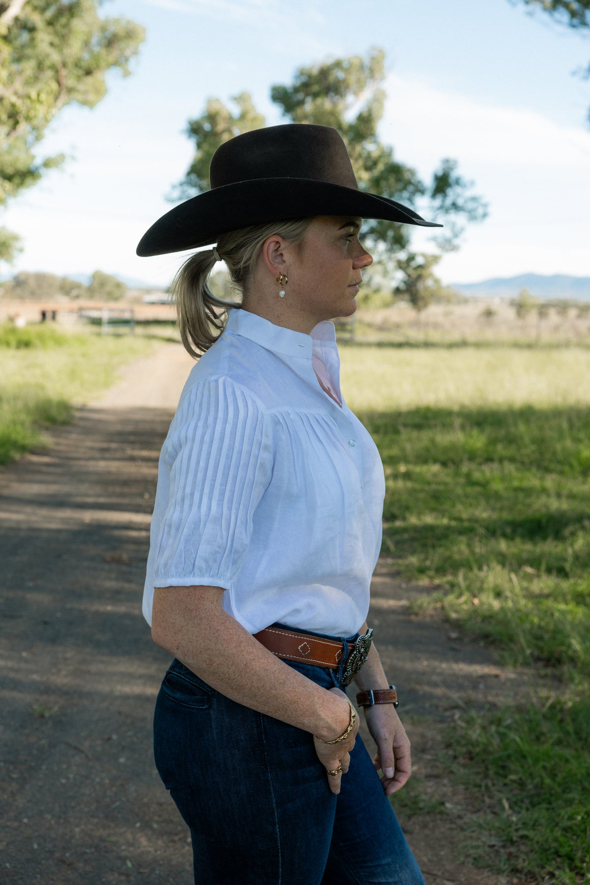 Ava Shirt - White Linen
