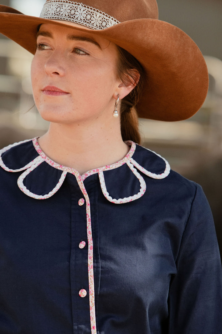 Mia Blouse - Navy