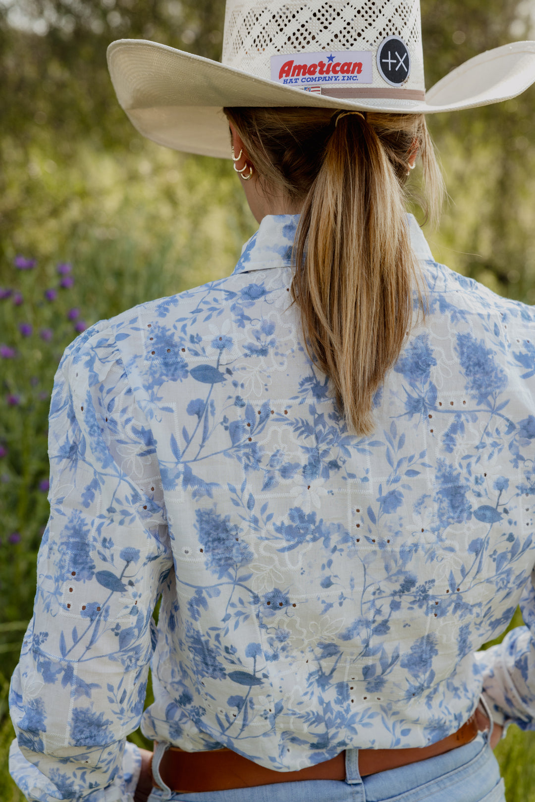 Maggie - Blue Lace