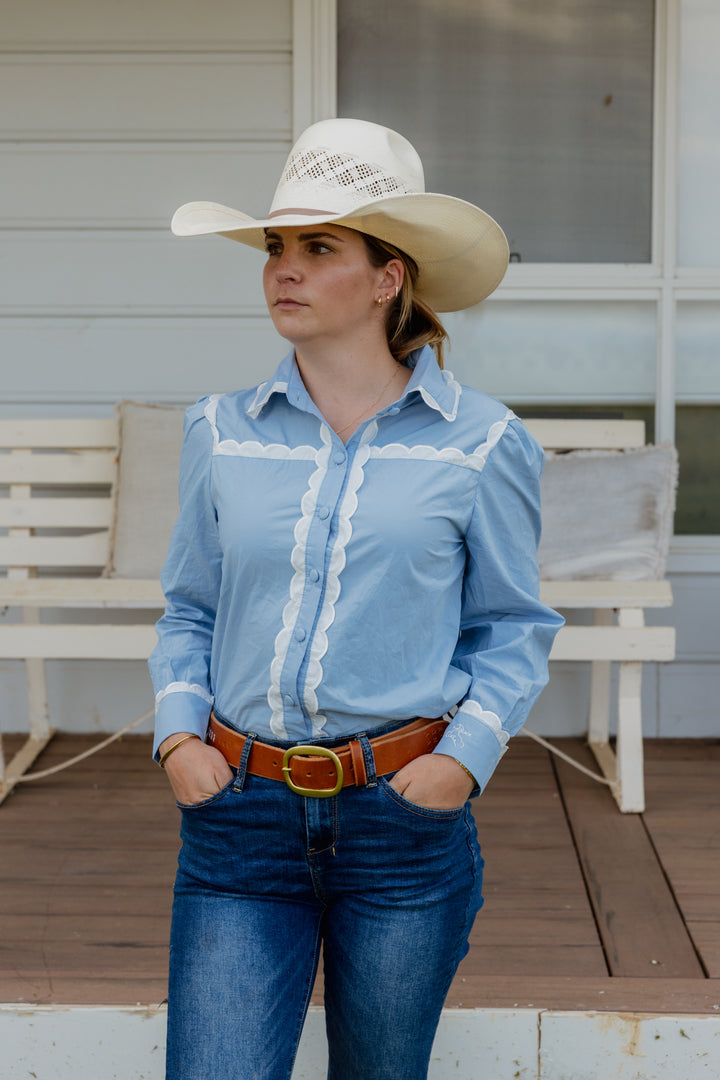 Ivy Scallop Trim Cotton Blouse – Blue