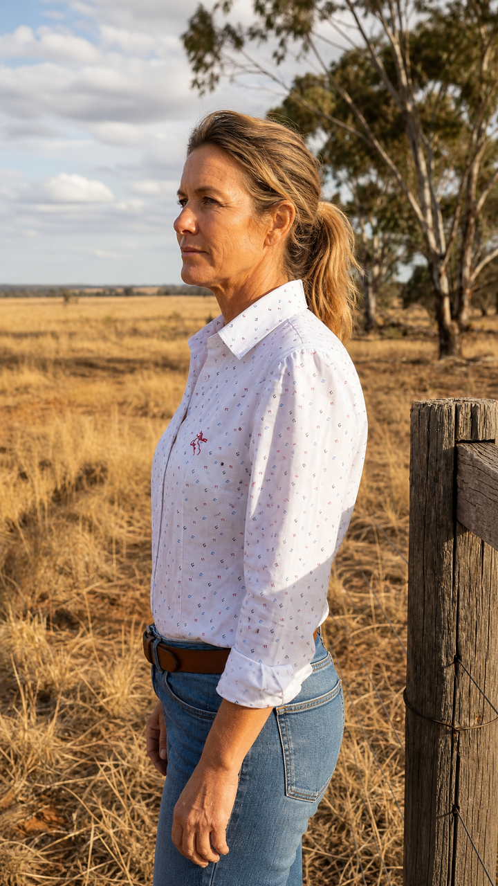 Maggie -White Horse